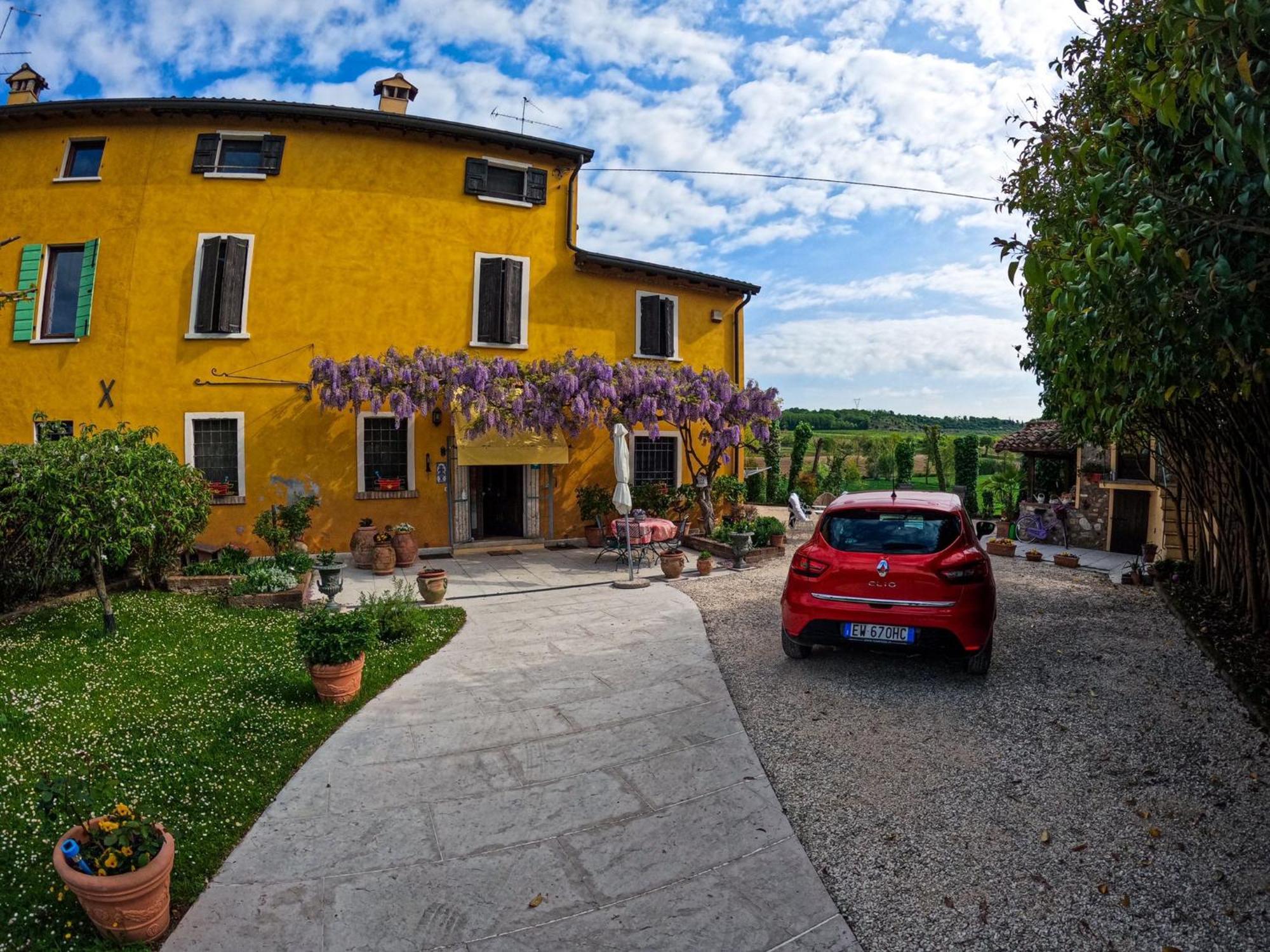 B&B Casacasina Monzambano Exteriör bild