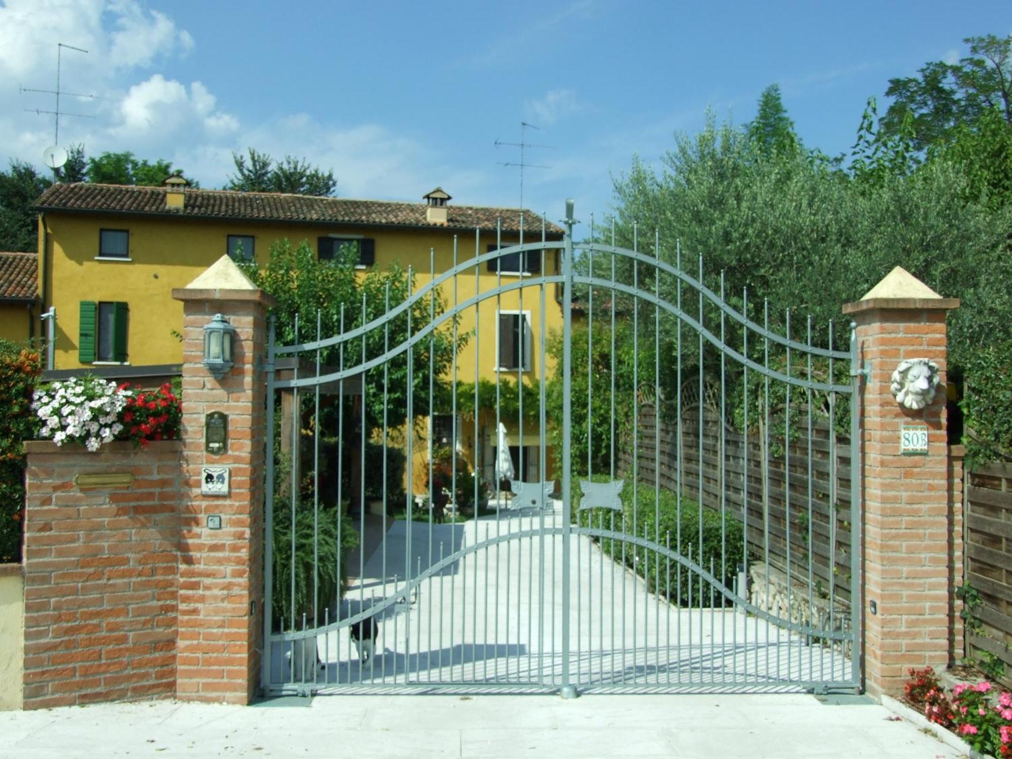 B&B Casacasina Monzambano Exteriör bild