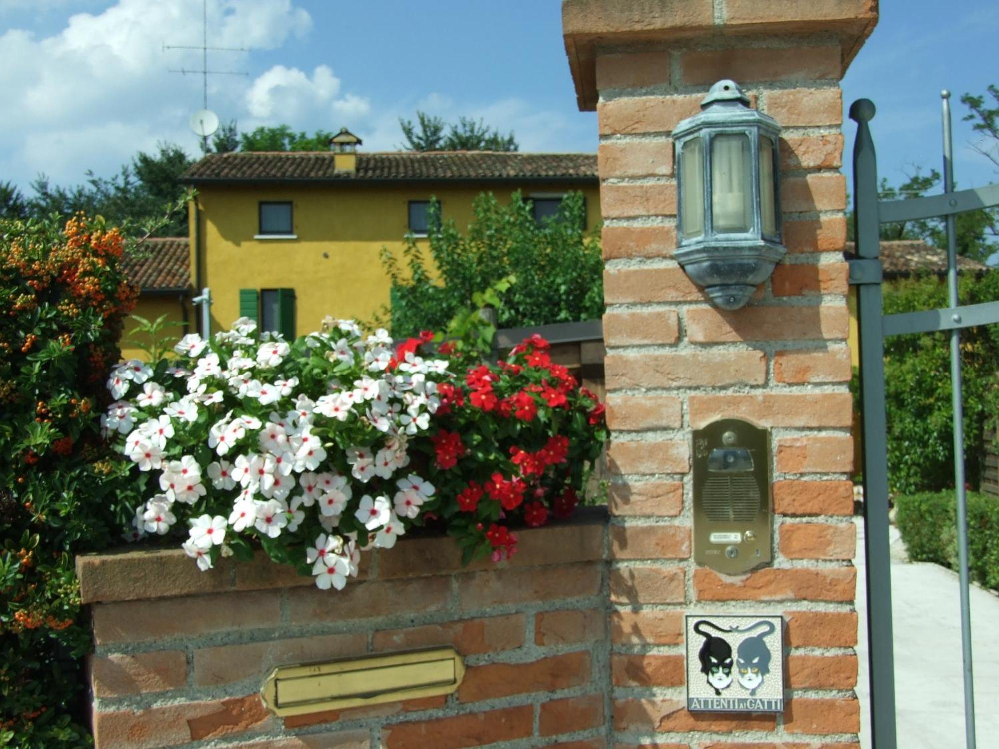 B&B Casacasina Monzambano Exteriör bild