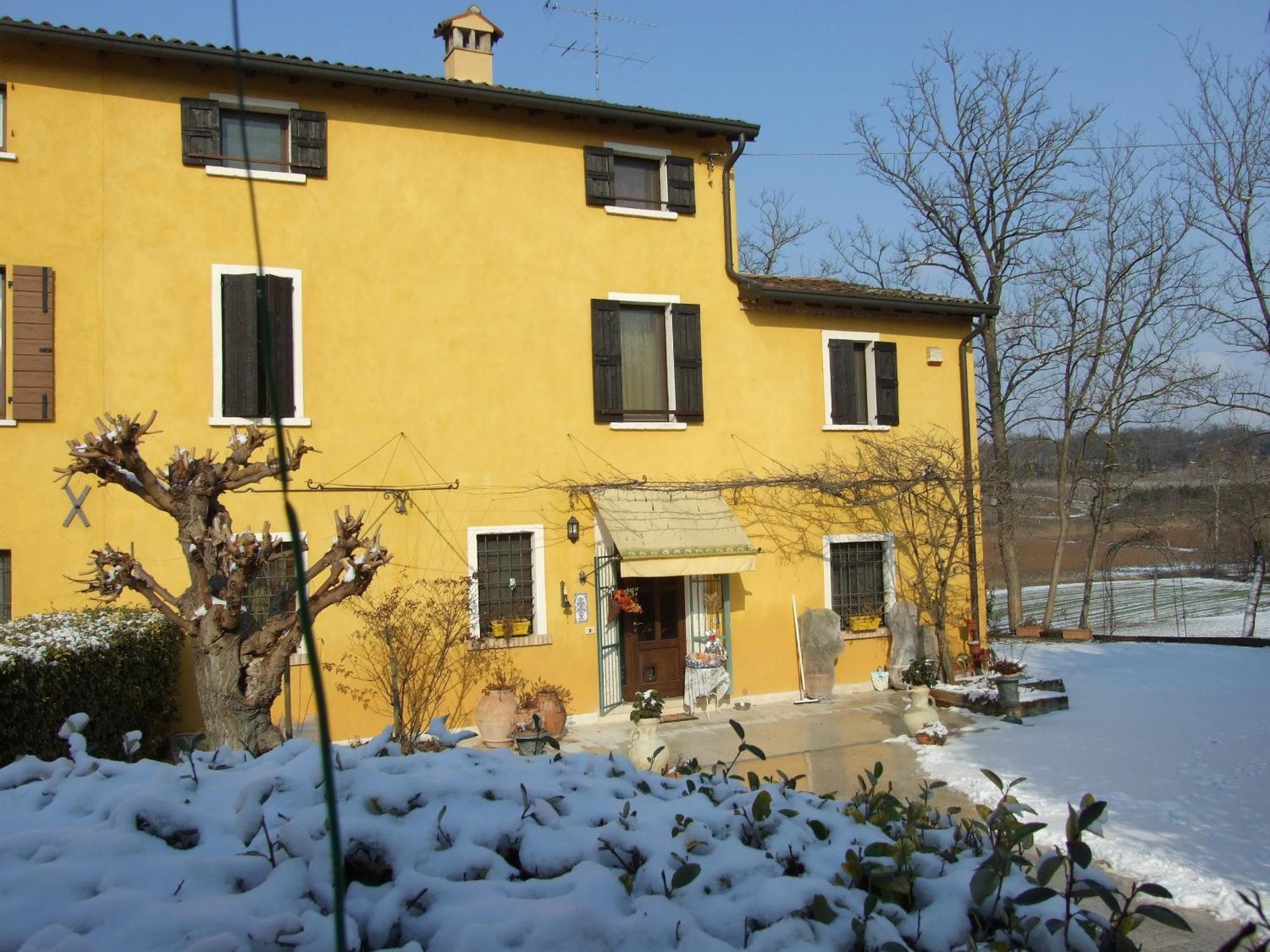 B&B Casacasina Monzambano Exteriör bild
